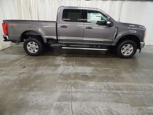 2025 Ford F-350 XLT