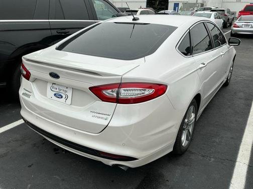 2016 Ford Fusion Hybrid Titanium