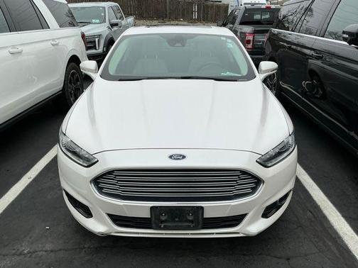 2016 Ford Fusion Hybrid Titanium