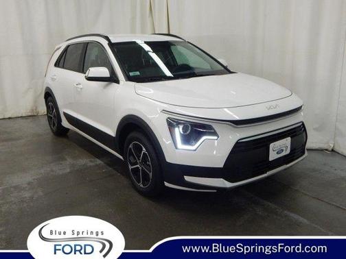 2025 Kia Niro EX
