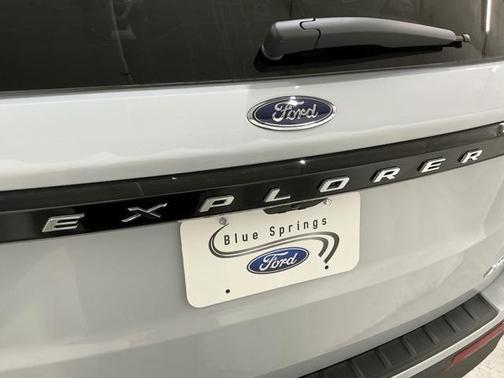 2026 Ford Explorer Active (200A)