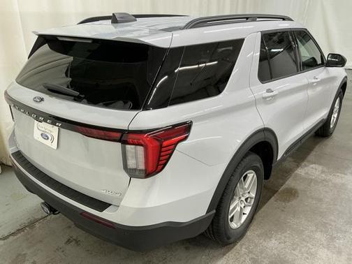 2026 Ford Explorer Active (200A)