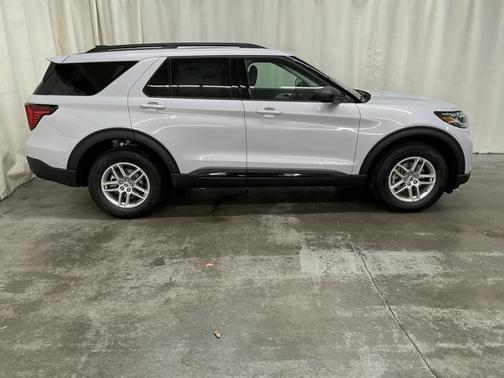 2026 Ford Explorer Active (200A)