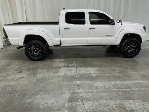 2015 Toyota Tacoma Base