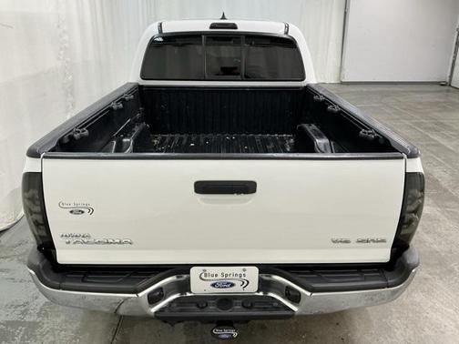 2015 Toyota Tacoma Base