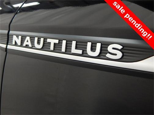 2023 Lincoln Nautilus Standard
