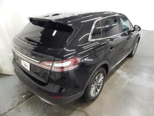 2023 Lincoln Nautilus Standard