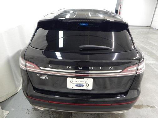2023 Lincoln Nautilus Standard
