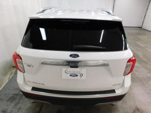 2023 Ford Explorer Platinum