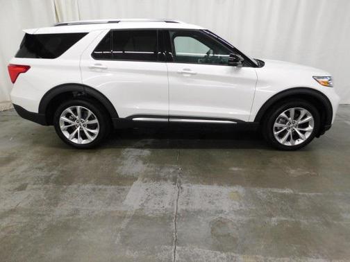 2023 Ford Explorer Platinum