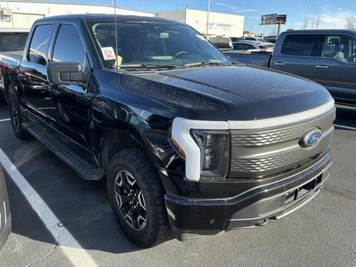 2023 Ford F-150 Lightning XLT