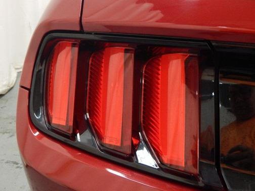 2016 Ford Mustang EcoBoost Premium