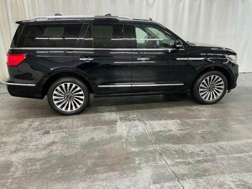2019 Lincoln Navigator Reserve