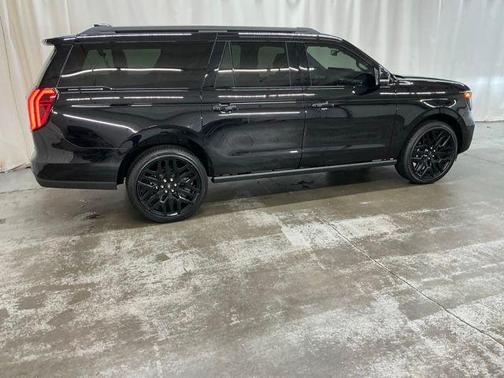 Agate Black Metallic 2026 Ford Expedition Max Platinum