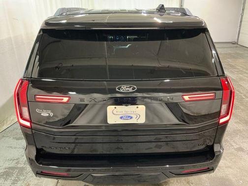 Agate Black Metallic 2026 Ford Expedition Max Platinum