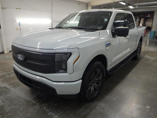 2024 Ford F-150 Lightning Flash