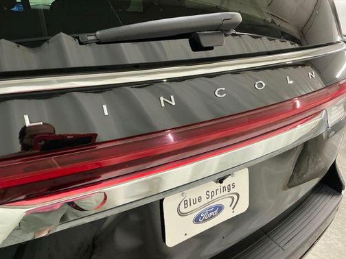 INFINITE BLACK MET CC 2024 Lincoln Navigator Reserve