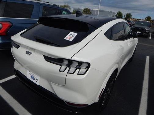 2022 Ford Mustang Mach-E GT