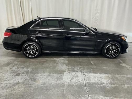 2016 Mercedes-Benz E-Class 4MATIC