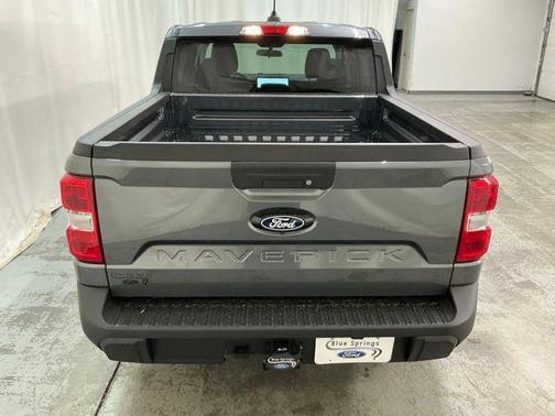 CARBONIZED GRAY METALLIC 2026 Ford Maverick XL