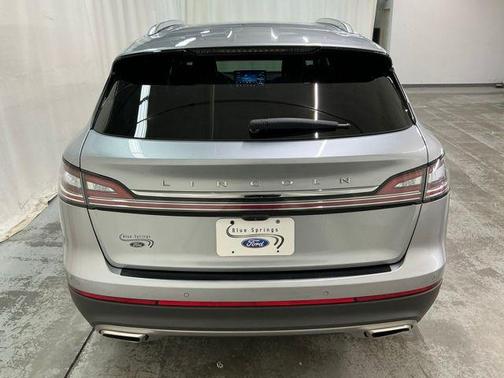 SILVER RADIANCE MET CC 2023 Lincoln Nautilus Reserve