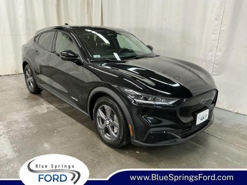 2022 Ford Mustang Mach-E Select