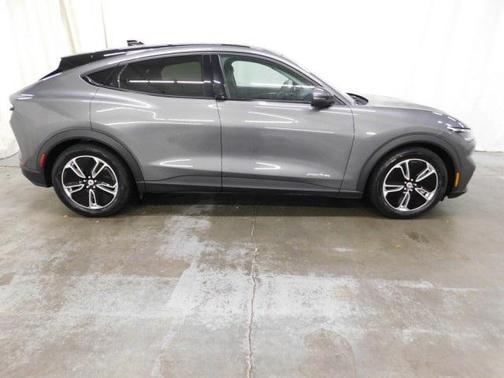 2021 Ford Mustang Mach-E Select