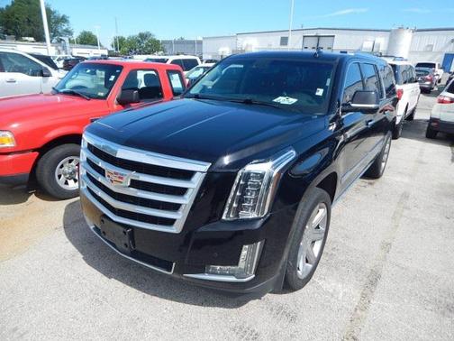 2016 Cadillac Escalade ESV Premium