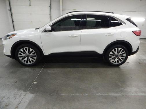 2021 Ford Escape Titanium