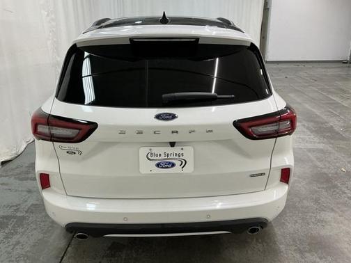 2023 Ford Escape ST-Line Select