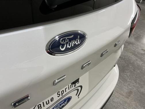 2023 Ford Escape ST-Line Select