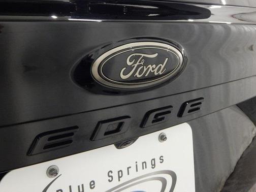 2024 Ford Edge SE