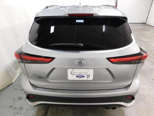2023 Toyota Highlander XSE