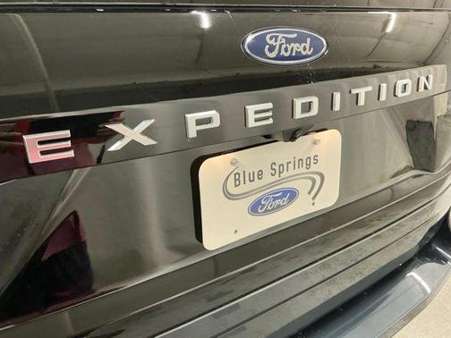 Stone Blue Metallic 2026 Ford Expedition Active