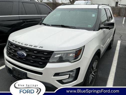 2017 Ford Explorer sport