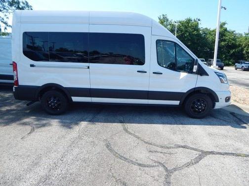 2025 Ford Transit-350 XLT