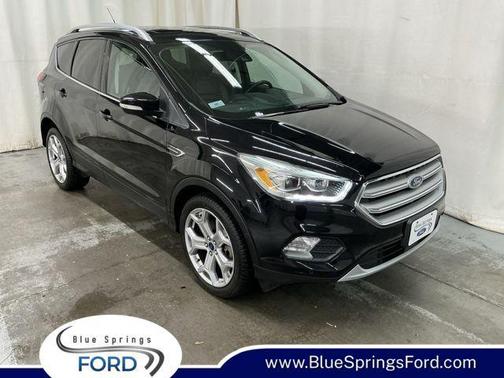 AGATE BLACK 2019 Ford Escape Titanium