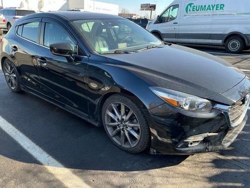 2018 Mazda Mazda3 Touring