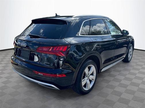 2019 Audi Q5 2.0T Premium Plus
