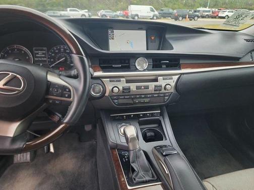 2017 Lexus ES 350 Base