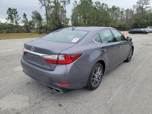2017 Lexus ES 350 Base