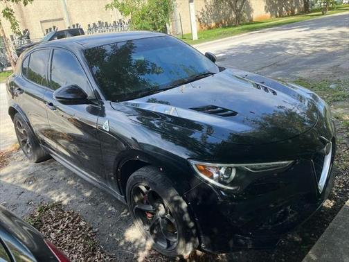 2018 Alfa Romeo Stelvio Quadrifoglio