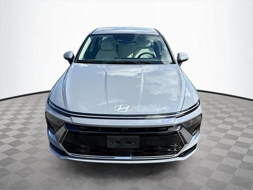 2025 Hyundai SONATA Hybrid SE