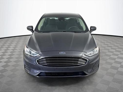 2020 Ford Fusion Hybrid SE