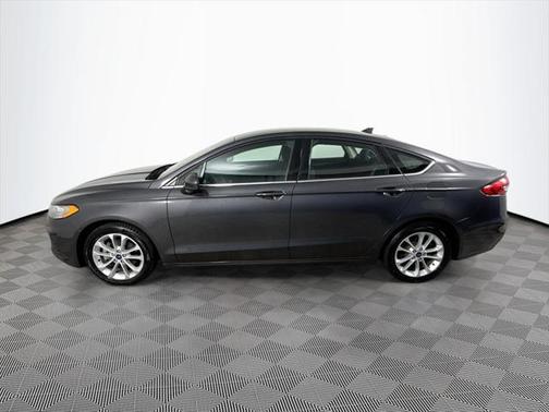 2020 Ford Fusion Hybrid SE