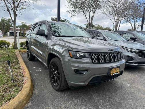 2019 Jeep Grand Cherokee Altitude