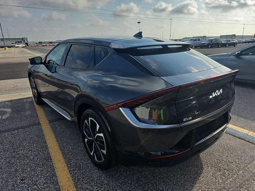 2024 Kia EV6 Wind