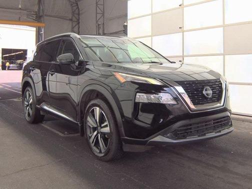 2022 Nissan Rogue SL