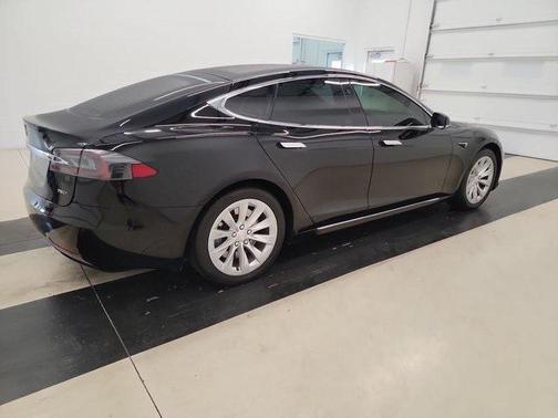 2018 Tesla Model S 75D