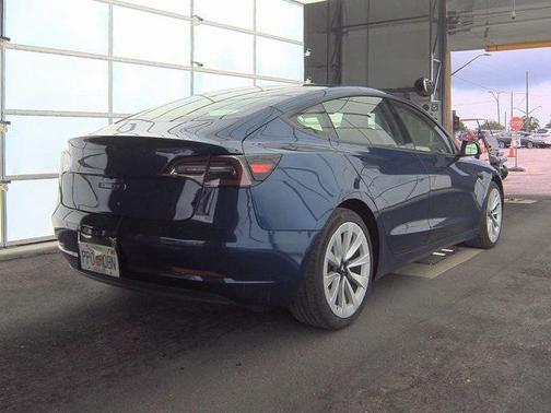 2022 Tesla Model 3 Standard Range